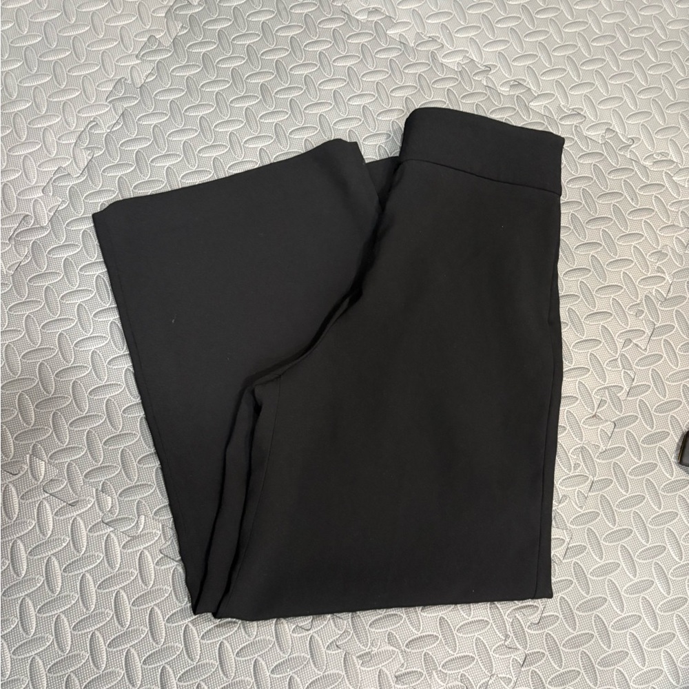 Zara crops pants!